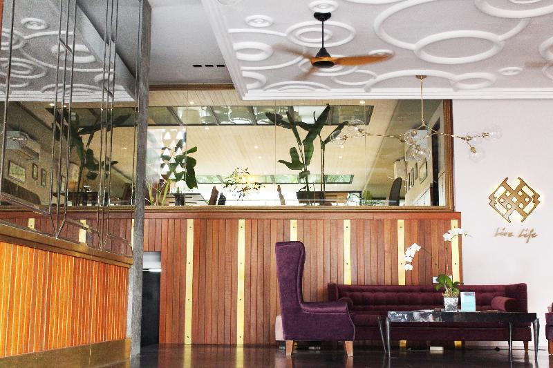 L 4* Seminyak (Bali)