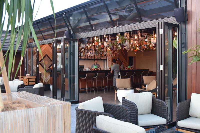 L Seminyak (Bali)